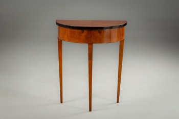 Антикварная консоль из вишни код. RM4101533