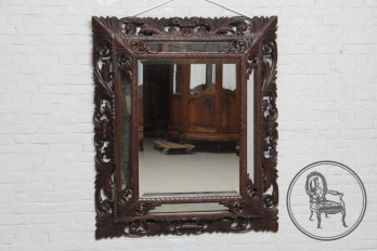 Антикварное настенное зеркало в резной раме код. BE4165678