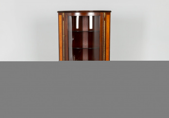 Старинная угловая витрина код. RM37369