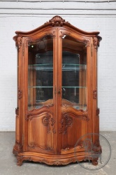 Антикварная резная ореховая витрина код. BE4131572