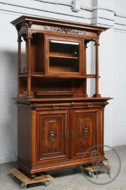 Антикварный буфет из ореха с открытыми полками код. BE107606