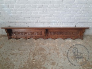 картинка Антикварная дубовая вешалка с латунными крючками салоне старинных вещей "Шебби" являющийся официальным дистрибьютором в России и Беларуси