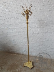 Старинная бронзовая вешалка с основанием из оникса код. BE4097742