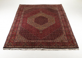 Старинный ковер в красной гамме код. RM4135628