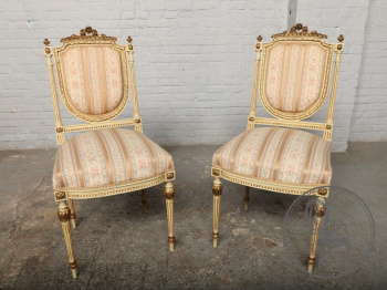 Антикварные стулья (2 шт.) из ореха с шелковой обивкой код. BE107173