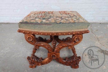 Антикварная скамейка с гобеленовой обивкой код. BE4153345