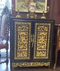 Антикварный золоченый резной комод в ориентальном стиле код. BLT75