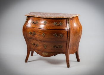 Старинный французский комод с маркетри и бронзовыми накладками код. RM4161592