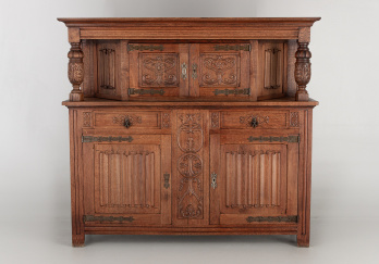 Старинный дубовый буфет код. RM62615