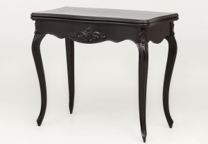 картинка Антикварный игровой столик-консоль салоне старинных вещей "Шебби" являющийся официальным дистрибьютором в России и Беларуси