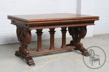 Антикварный стол с объемной резьбой на «коньках» прямоугольной формы код. BE107518