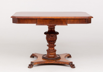 Антикварный столик код. RM44065