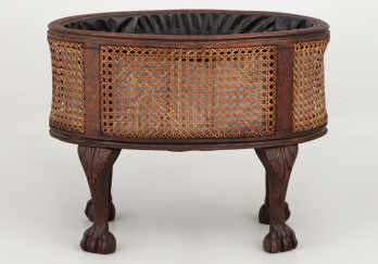 Старинное кашпо для цветов код. RM72437