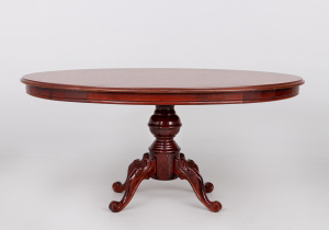 картинка Старинный столик салоне старинных вещей "Шебби" являющийся официальным дистрибьютором в России и Беларуси