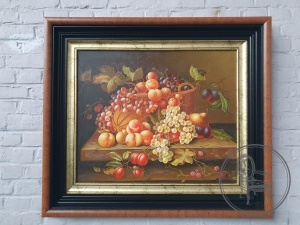 картинка Старинная картина "Натюрморт с фруктами" салоне старинных вещей "Шебби" являющийся официальным дистрибьютором в России и Беларуси