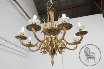 Старинная бронзовая люстра с путти код. BE4096704
