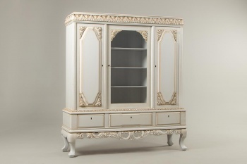 Старинный дубовый посудный шкаф с ажурной резьбой код. RM4101728