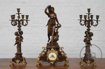 Антикварные каминные часы с канделябрами код. BE4097238