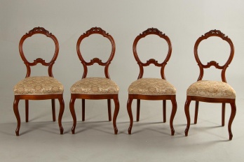 Старинный комплект стульев в стиле рококо (4 шт.) код. RM4103754