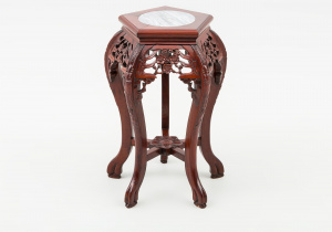 картинка Старинная стойка салоне старинных вещей "Шебби" являющийся официальным дистрибьютором в России и Беларуси