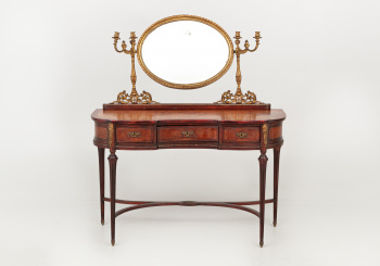 Старинный косметический столик код. RM59800