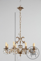 Старинная люстра в стиле Людовика XV из бронзы с хрустальными подвесками код. BE3259311