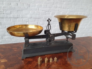 Антикварные весы код. BE4097444