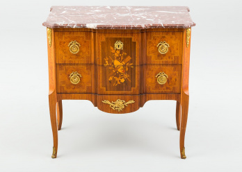 Старинный комод код. RM9291