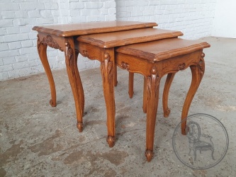 Старинный набор столиков код. BE4097252