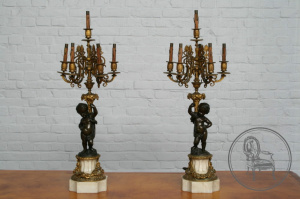 картинка Антикварные настольные лампы (2 шт.) из бронзы и мрамора салоне старинных вещей "Шебби" являющийся официальным дистрибьютором в России и Беларуси