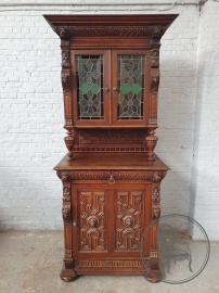 Антикварный дубовый буфет с витражами код. BE4160191