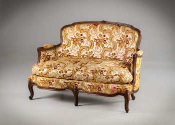 Антикварная ореховая скамейка с цветочной обивкой код. RM4165101