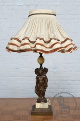 Старинная лампа из бронзы и оникса код. BE4097094