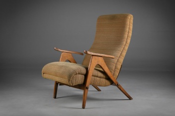 Старинное кресло с подножкой код.&nbsp;RM4165636