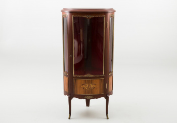 Старинная витрина код. RM35185