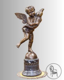 Антикварная бронзовая статуэтка на мраморном постаменте код. BOL536/2