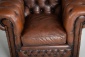Старинный кожаный мебельный гарнитур: диван и два кресла "Честерфилд" в обивке из натуральной кожи код. RM4165159 фото 15