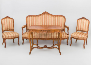 картинка Антикварный комплект для гостиной салоне старинных вещей "Шебби" являющийся официальным дистрибьютором в России и Беларуси