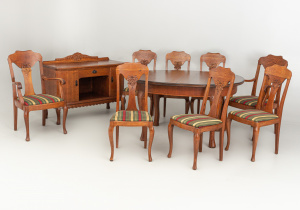 картинка Старинный столовый гарнитур салоне старинных вещей "Шебби" являющийся официальным дистрибьютором в России и Беларуси