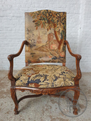 Антикварное кресло с Х-образной проножкой код. BE107418