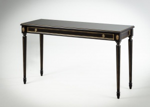 картинка Старинная консоль с бронзовыми накладками салоне старинных вещей "Шебби" являющийся официальным дистрибьютором в России и Беларуси