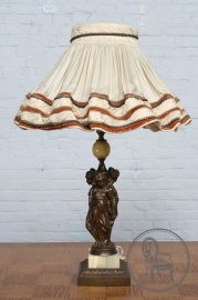 Старинная лампа из бронзы и оникса код. BE4097094