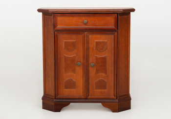 Старинная тумбочка код. RM48257