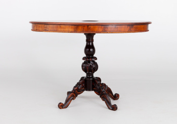 Старинный столик код. RM40387