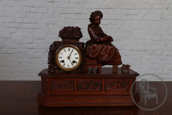 Антикварные каминные часы c композицией в виде девушки без туфельки код. BE41840