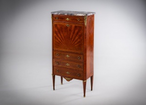 картинка Антикварный секретер из ореха с бронзовыми деталями и мраморной столешницей салоне старинных вещей "Шебби" являющийся официальным дистрибьютором в России и Беларуси