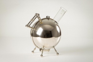 картинка Винтажный кофейник салоне старинных вещей "Шебби" являющийся официальным дистрибьютором в России и Беларуси