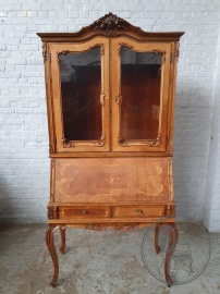 Старинный высокий ореховый секретер с маркетри код. BE4109161