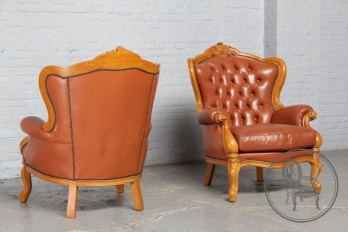 Старинные ореховые кресла (2 шт.) с кожаной обивкой код. BE4137004