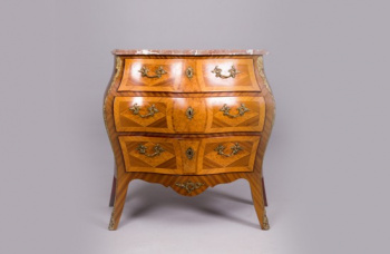 Старинный комод код. RM9459